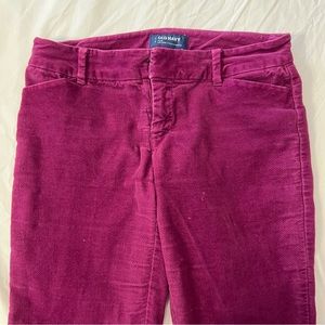 Purple mid-rise, pixie cut velvet pants!